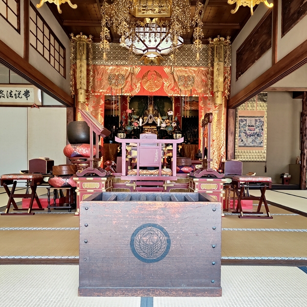 寺院施設案内　本堂　客殿　庫裡